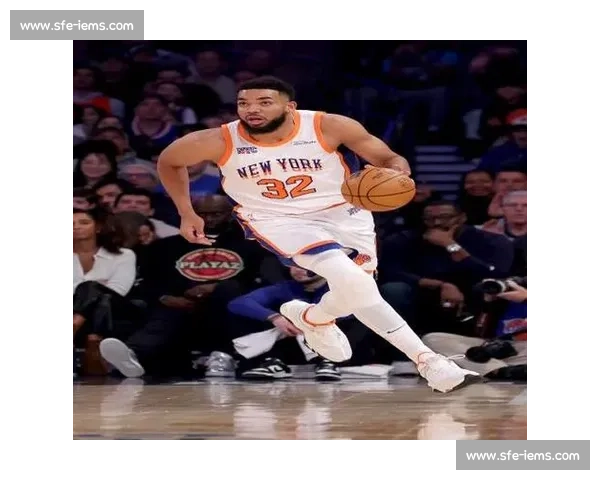 高中锋引领球队攻防节奏全面提升胜利希望的新策略探索